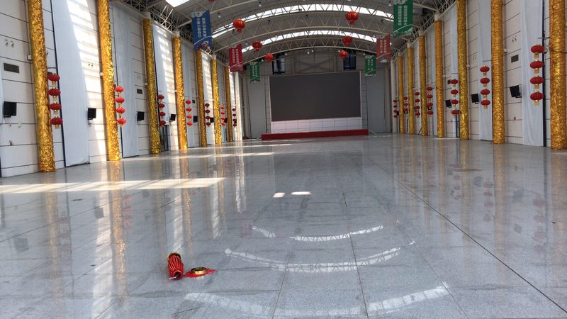 上海户外广告喷绘，分辨率标准揭秘