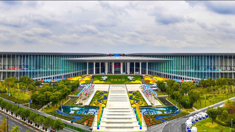 门头不发光效果图，如何打造吸睛的门面形象？**